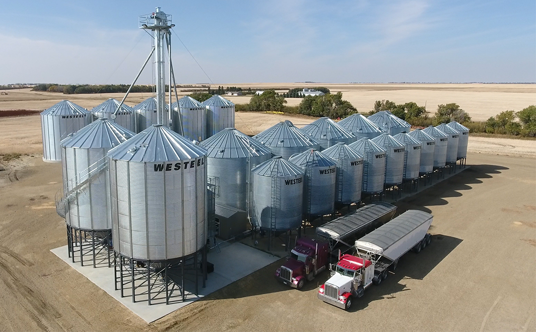 Photo of Westeel galvanized bin site